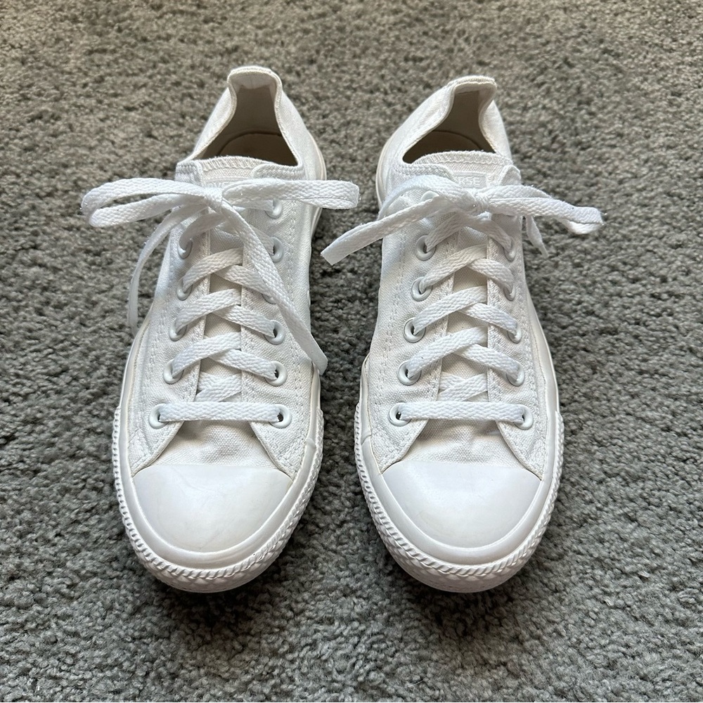 White Low-top Converse All-Star Sneakers
